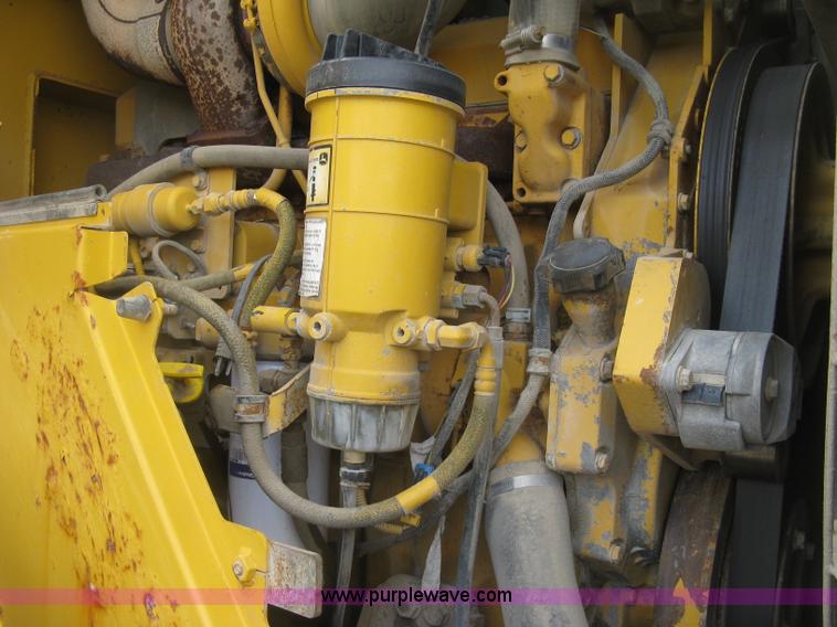 image for item H9378 2006 John Deere 744J wheel loader