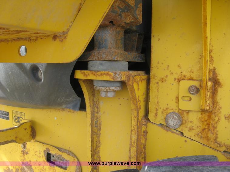 image for item H9378 2006 John Deere 744J wheel loader