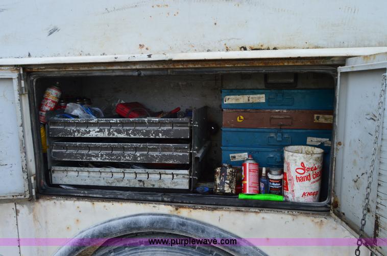 image for item I2884 1992 Chevrolet Kodiak service truck