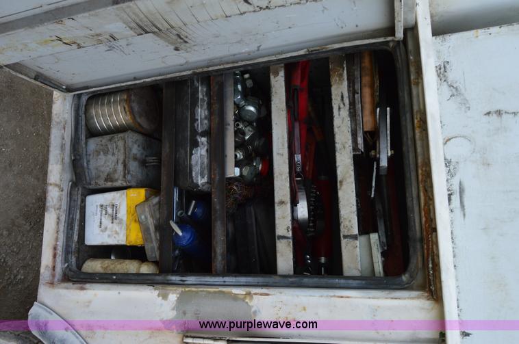 image for item I2884 1992 Chevrolet Kodiak service truck