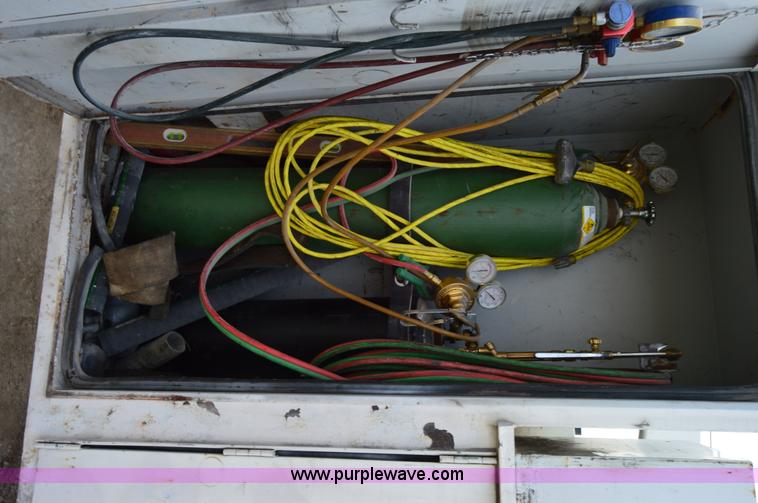 image for item I2884 1992 Chevrolet Kodiak service truck