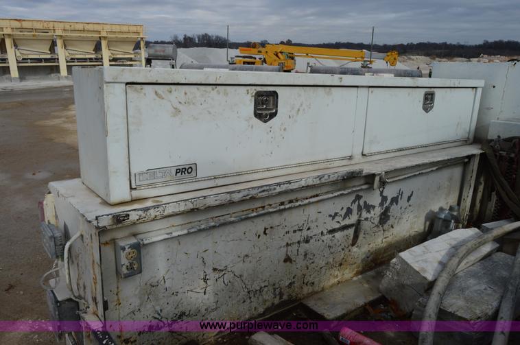 image for item I2884 1992 Chevrolet Kodiak service truck