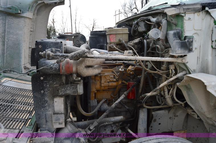 image for item I2884 1992 Chevrolet Kodiak service truck