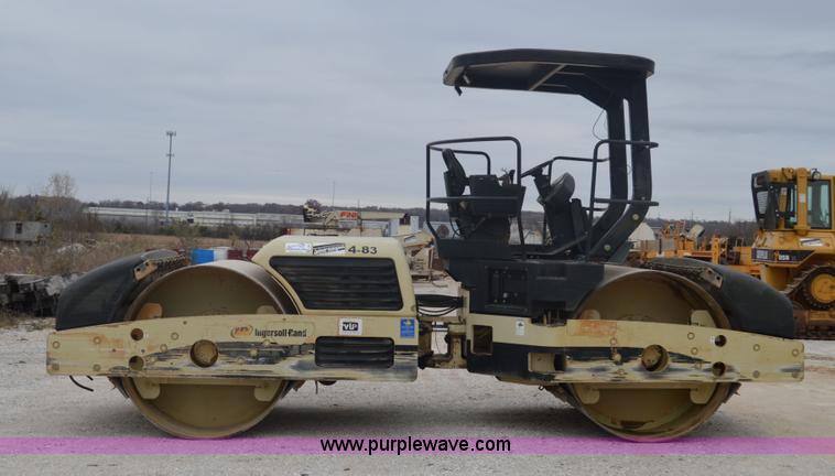 image for item I2887 2006 Ingersoll Rand DD115HF double drum roller
