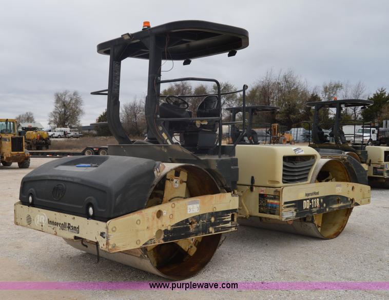 image for item I2887 2006 Ingersoll Rand DD115HF double drum roller