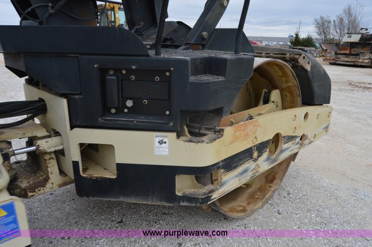 image for item I2887 2006 Ingersoll Rand DD115HF double drum roller