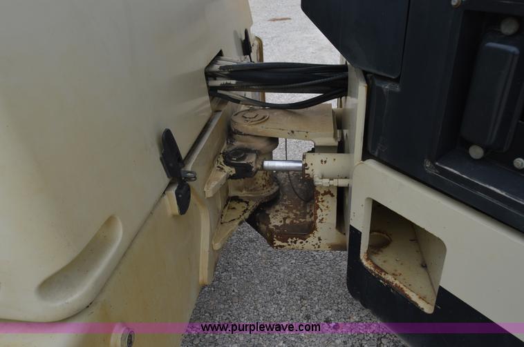 image for item I2887 2006 Ingersoll Rand DD115HF double drum roller