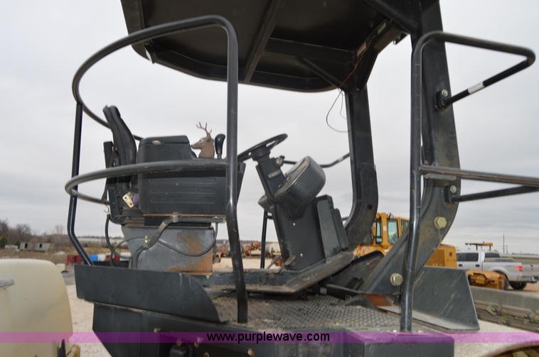 image for item I2887 2006 Ingersoll Rand DD115HF double drum roller