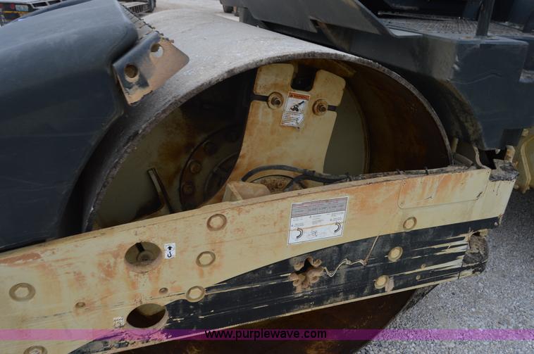 image for item I2887 2006 Ingersoll Rand DD115HF double drum roller