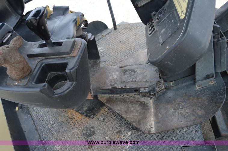 image for item I2887 2006 Ingersoll Rand DD115HF double drum roller