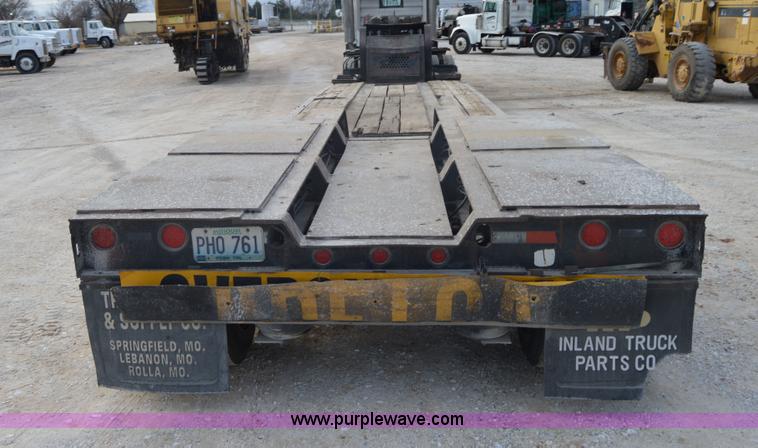 image for item I2889 1995 Etnyre Blackhawk PRTN50TD3-T1 lowboy trailer