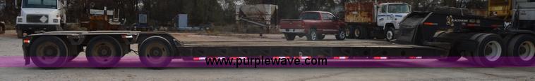 image for item I2889 1995 Etnyre Blackhawk PRTN50TD3-T1 lowboy trailer