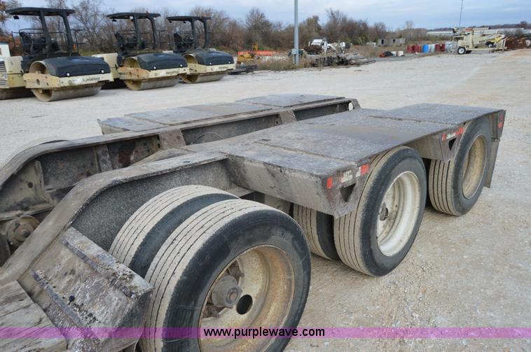 image for item I2889 1995 Etnyre Blackhawk PRTN50TD3-T1 lowboy trailer