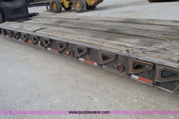 image for item I2889 1995 Etnyre Blackhawk PRTN50TD3-T1 lowboy trailer