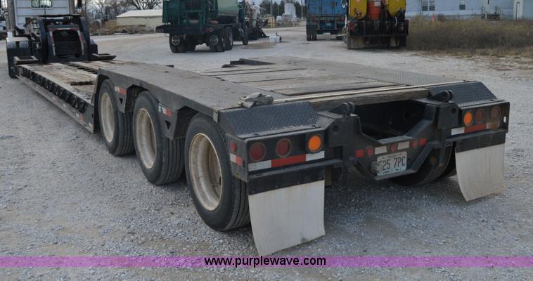 image for item I2890 2003 Etnyre Blackhawk PRTN55TD3 lowboy trailer