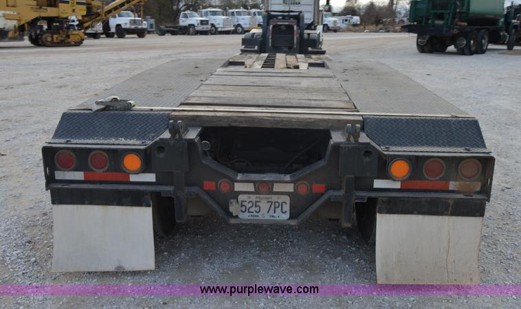 image for item I2890 2003 Etnyre Blackhawk PRTN55TD3 lowboy trailer
