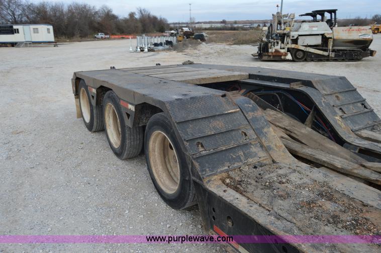 image for item I2890 2003 Etnyre Blackhawk PRTN55TD3 lowboy trailer