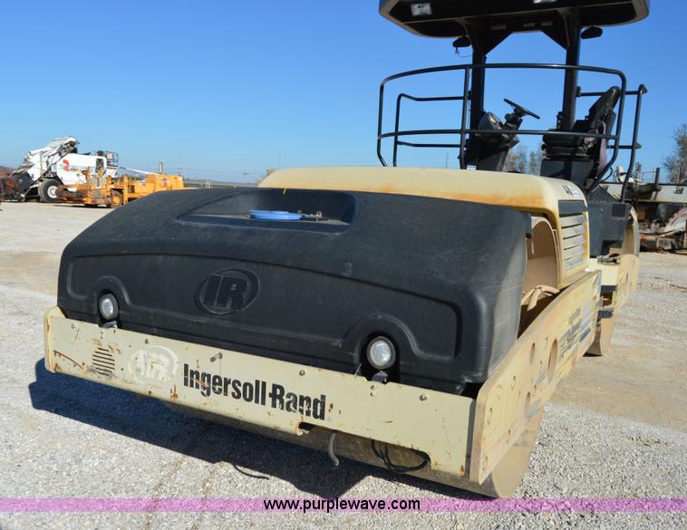 image for item I2897 2006 Ingersoll Rand DD118HF double drum roller