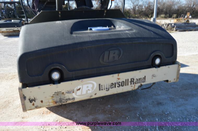 image for item I2897 2006 Ingersoll Rand DD118HF double drum roller
