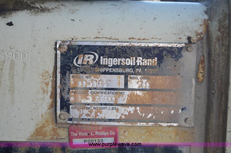 image for item I2899 2006 Ingersoll Rand DD118HF double drum roller