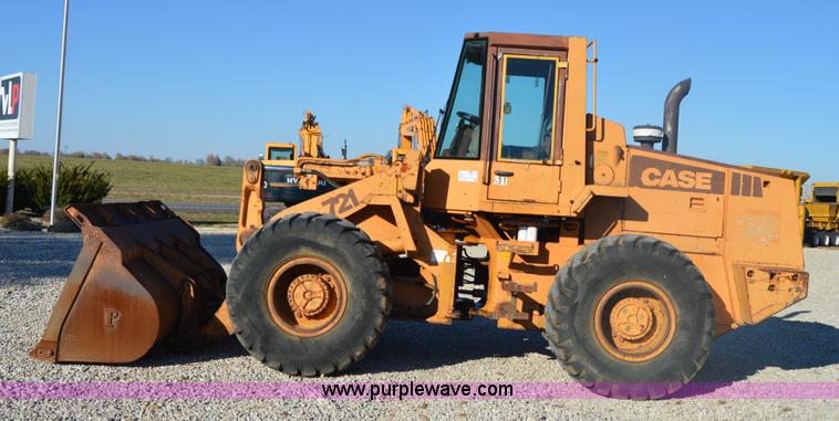 image for item I2909 1989 Case 721 wheel loader