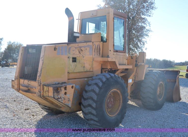 image for item I2909 1989 Case 721 wheel loader