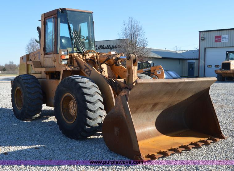 image for item I2909 1989 Case 721 wheel loader