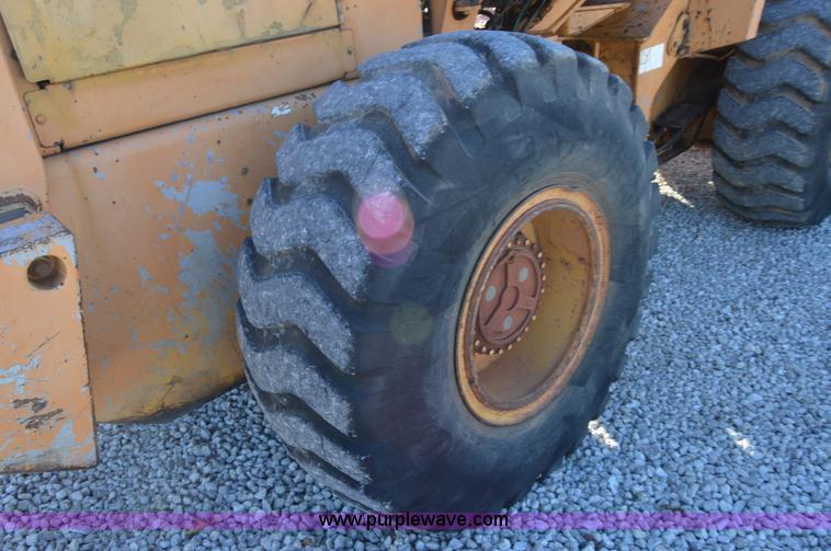 image for item I2909 1989 Case 721 wheel loader