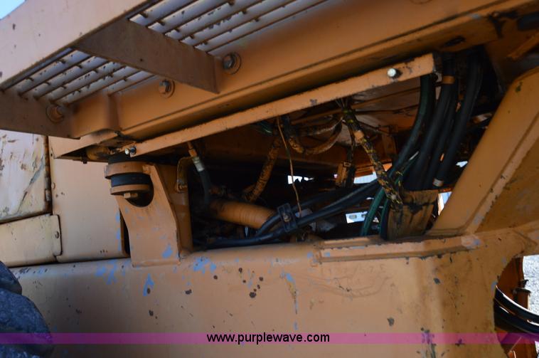 image for item I2909 1989 Case 721 wheel loader