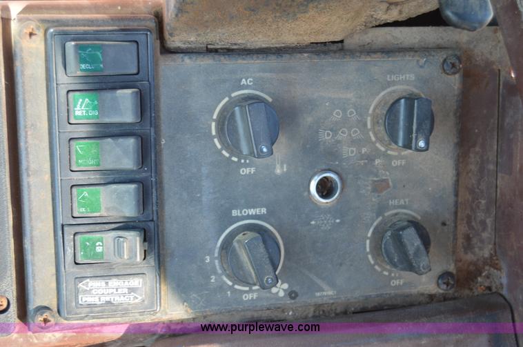 image for item I2909 1989 Case 721 wheel loader