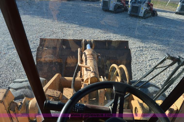 image for item I2909 1989 Case 721 wheel loader