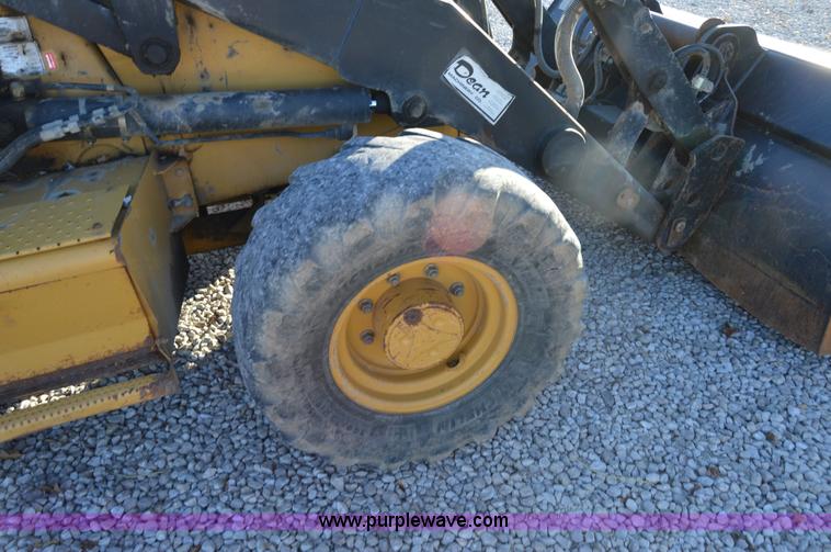 image for item I2910 1999 Caterpillar 426C backhoe