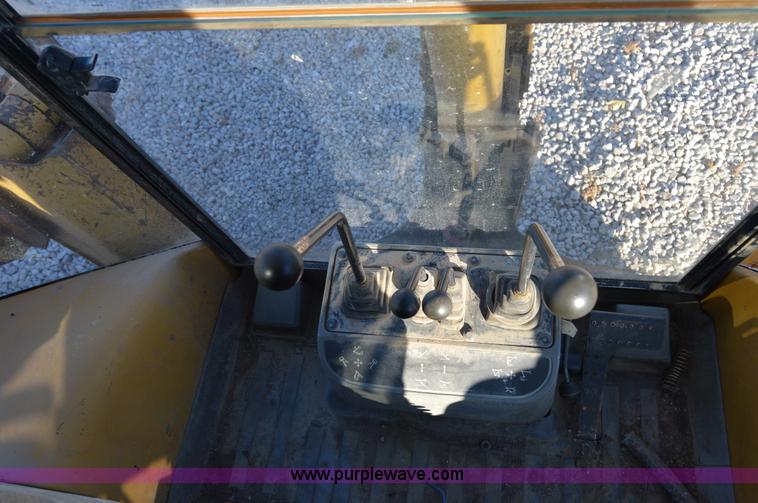 image for item I2910 1999 Caterpillar 426C backhoe