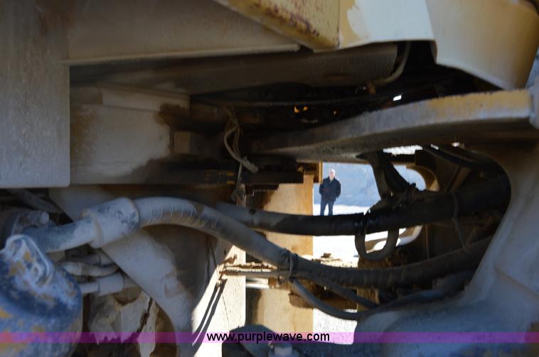image for item I2920 1986 Caterpillar 966D wheel loader