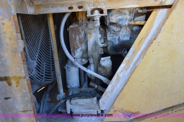 image for item I2920 1986 Caterpillar 966D wheel loader