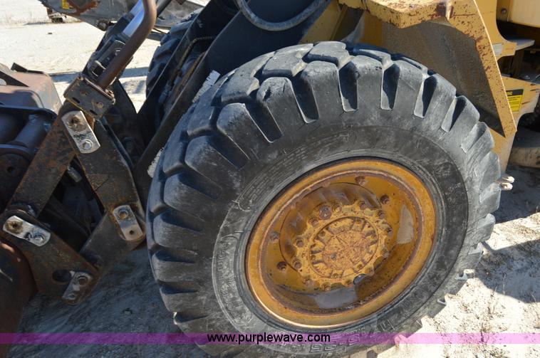 image for item I2924 1989 Caterpillar IT28B wheel loader