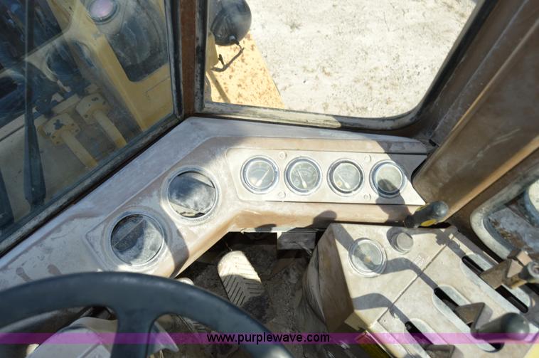 image for item I2924 1989 Caterpillar IT28B wheel loader