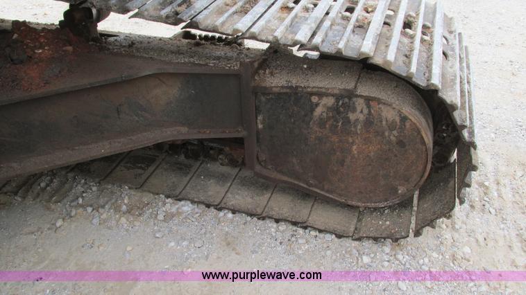 image for item I2930 2003 John Deere 225C LC excavator