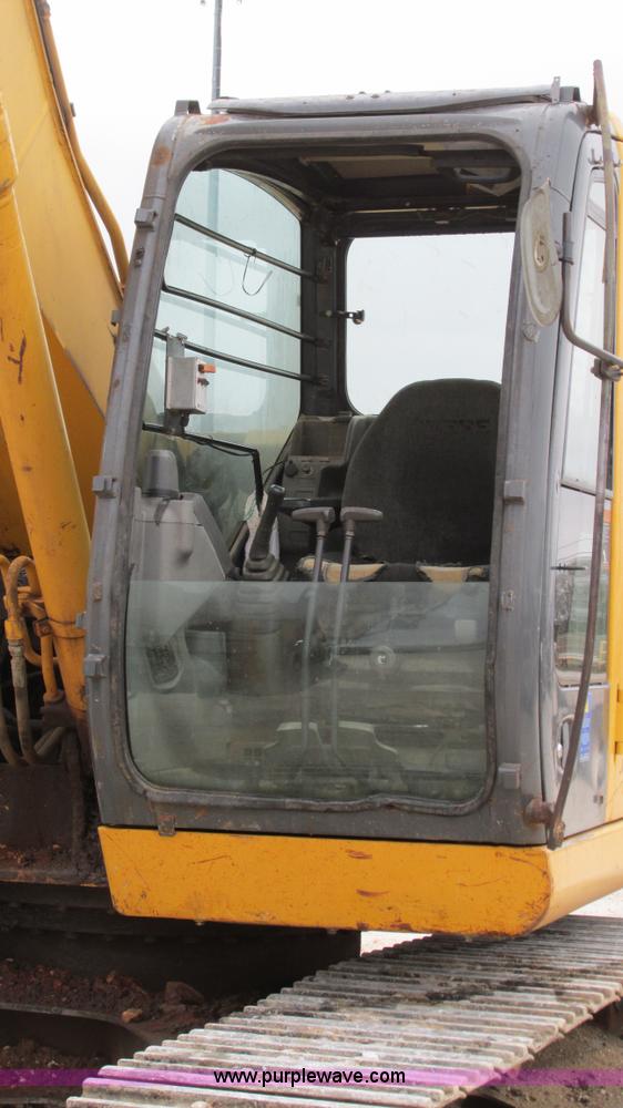 image for item I2930 2003 John Deere 225C LC excavator