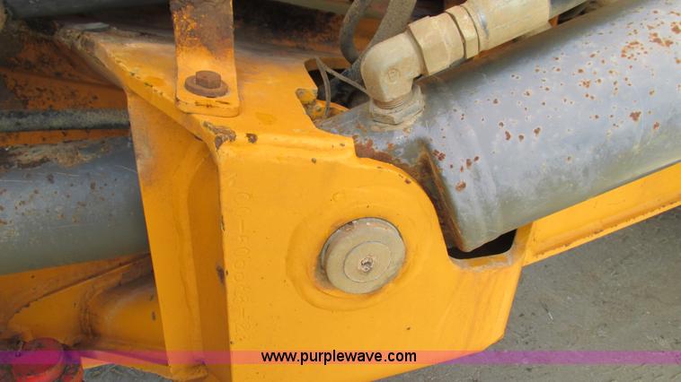 image for item I3159 2005 Moxy MT26 articulated haul truck