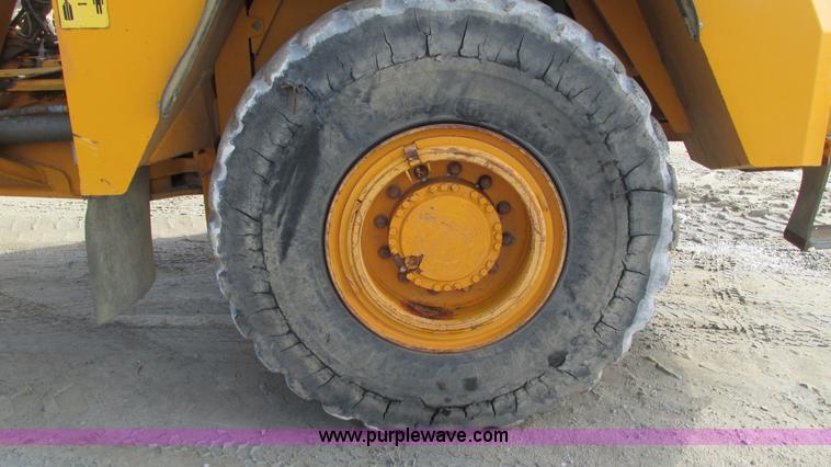 image for item I3159 2005 Moxy MT26 articulated haul truck