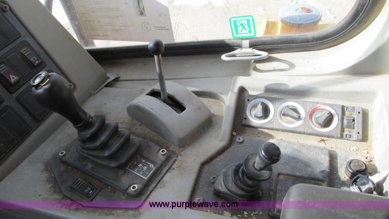 image for item I3159 2005 Moxy MT26 articulated haul truck