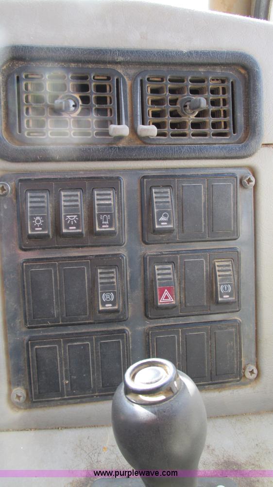 image for item I3159 2005 Moxy MT26 articulated haul truck