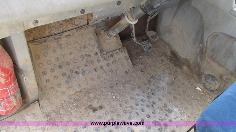 image for item I3159 2005 Moxy MT26 articulated haul truck