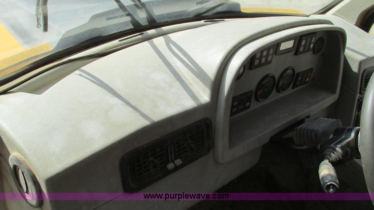 image for item I3159 2005 Moxy MT26 articulated haul truck