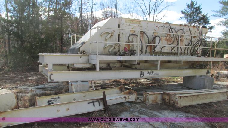 image for item I3162 Terex Cedar Rapids TSH5163-26 triple deck vibrating flat screen