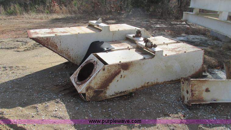 image for item I3162 Terex Cedar Rapids TSH5163-26 triple deck vibrating flat screen