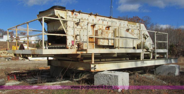 image for item I3162 Terex Cedar Rapids TSH5163-26 triple deck vibrating flat screen