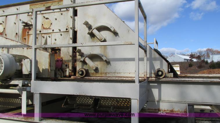 image for item I3162 Terex Cedar Rapids TSH5163-26 triple deck vibrating flat screen