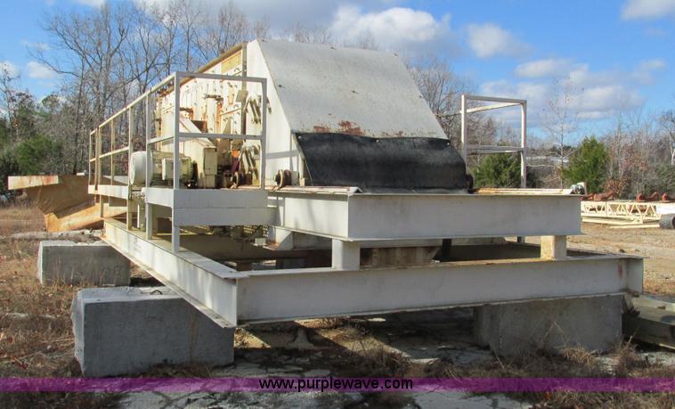 image for item I3162 Terex Cedar Rapids TSH5163-26 triple deck vibrating flat screen